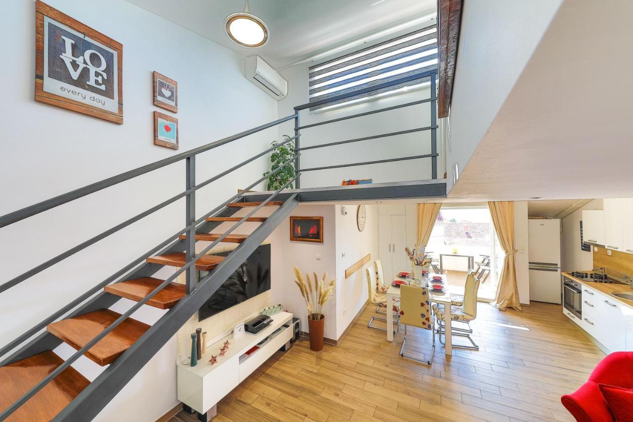 Perla Castellana Appartement Kaštela Buitenkant foto